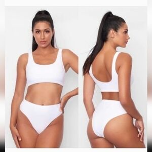 Frederick's of Hollywood Vedra White Bikini Swim Top Womens Medium NWT